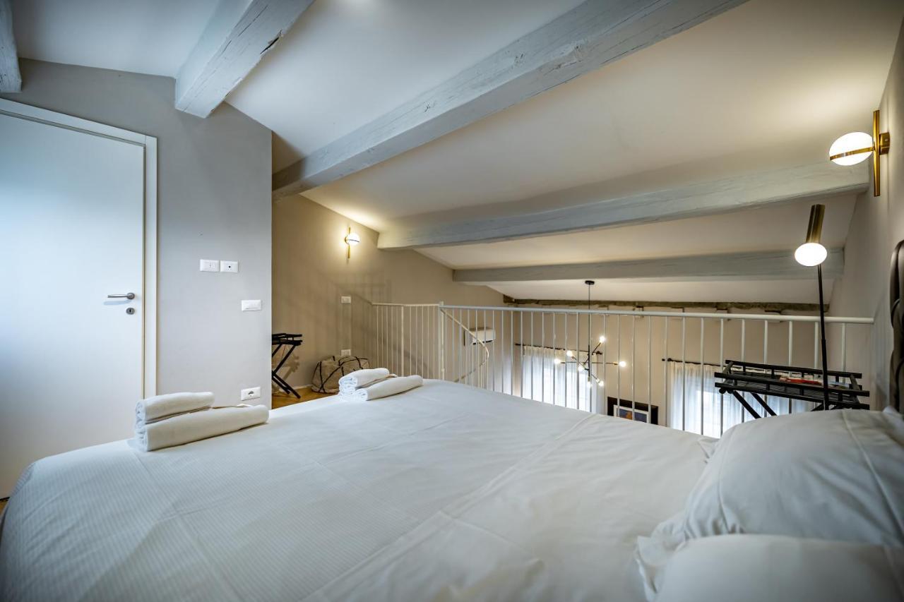 Hs4U Ricasoli Luxury Apartment Near Duomo N. 3 Florencja Zewnętrze zdjęcie